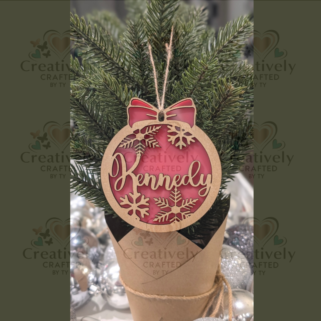 Traditional Circle Ornament